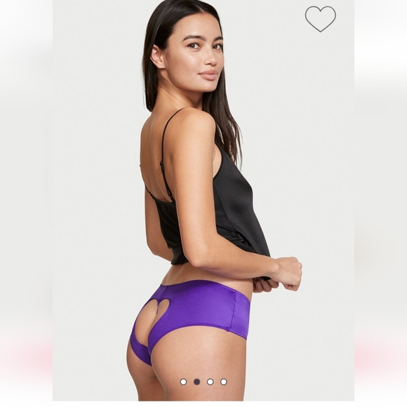 Victoria's Secret Heart Cut Out Cheeky Panty Size Medium - Picture 6 of 9